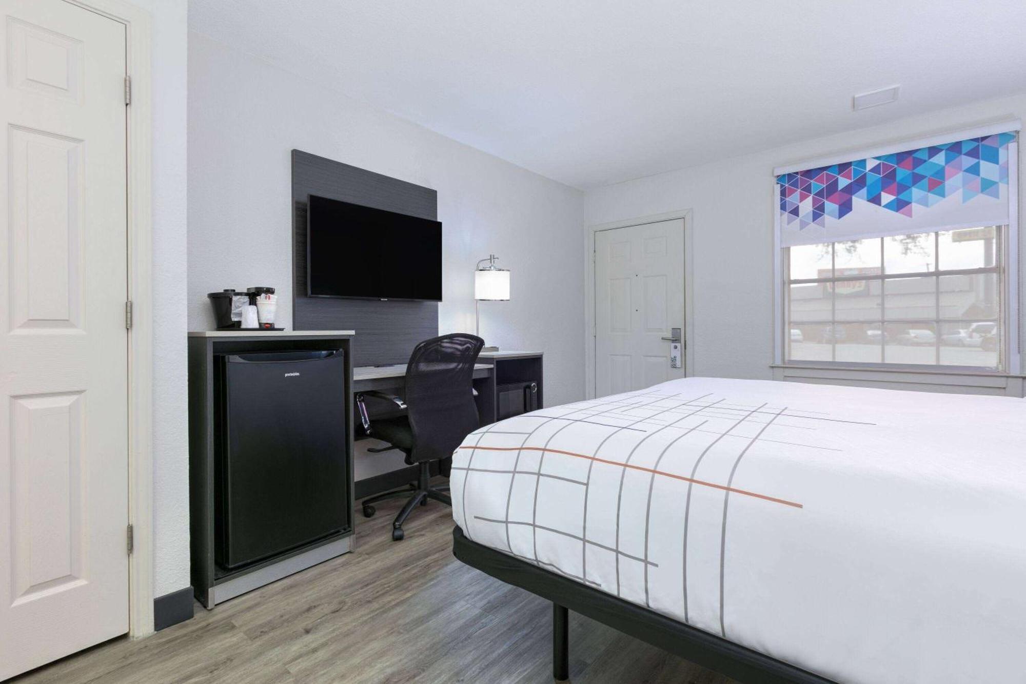 La Quinta Inn By Wyndham Dallas Uptown Luaran gambar