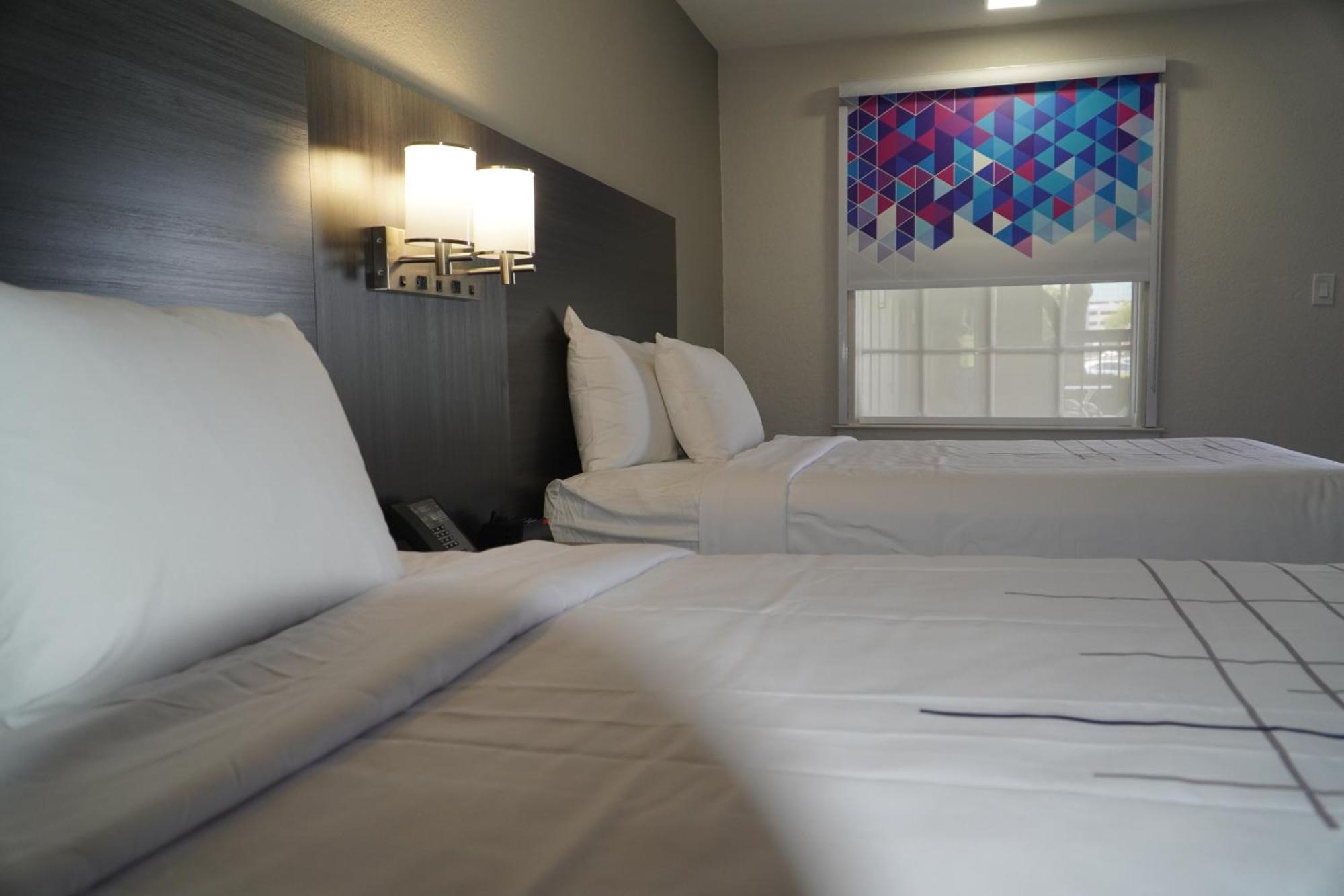 La Quinta Inn By Wyndham Dallas Uptown Luaran gambar
